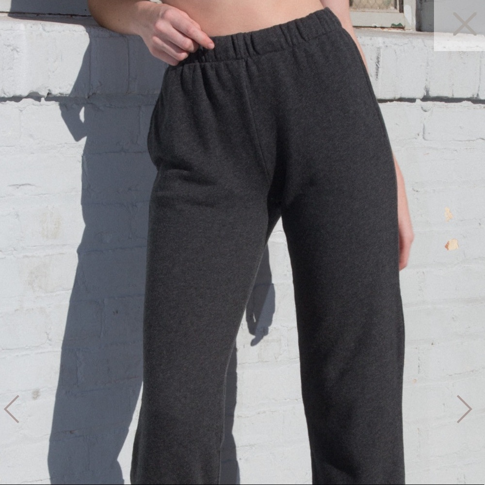 Brandy Melville Rosa sweatpants